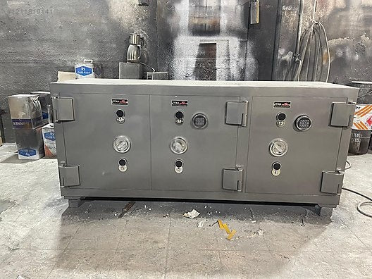 200cm kuyumcu kasa 3 kapılı ön görünüm şerit rengi
